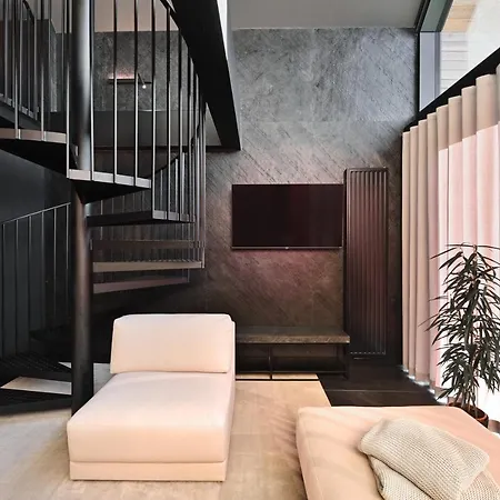 Halo シュチルク